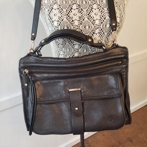Tre Vero black handbag